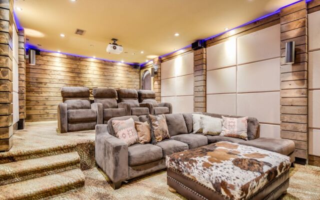 Capehart House #143555 - 6 Br Estate