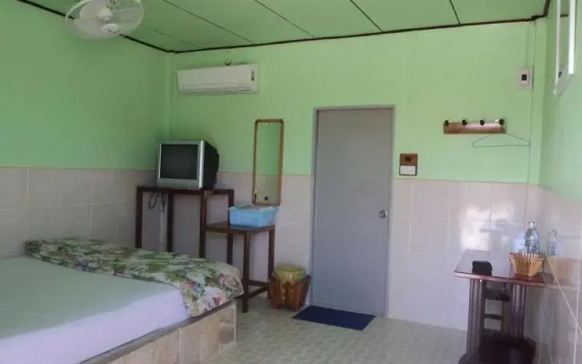 Ruen Eak Resort