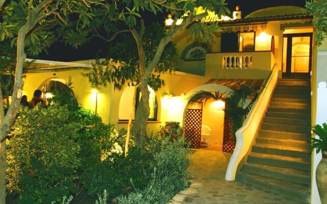 La Villa Resort & Spa