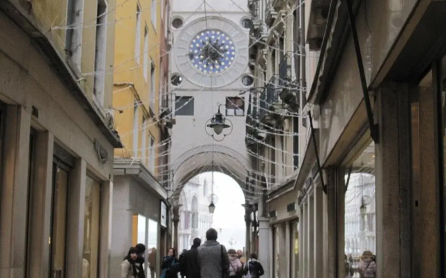 Venice Homes & Holidays