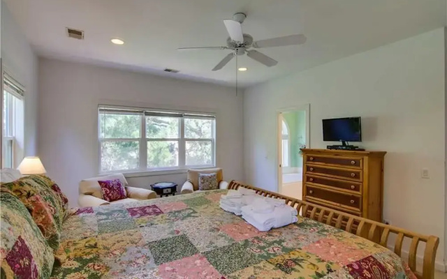 Pelican Bay 62 by RedAwning