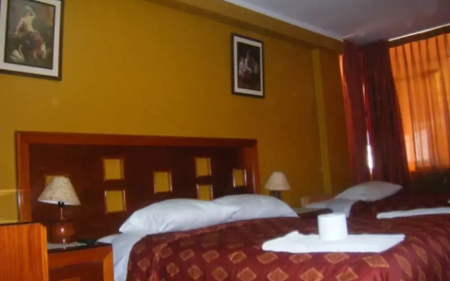 Don Tito Inn