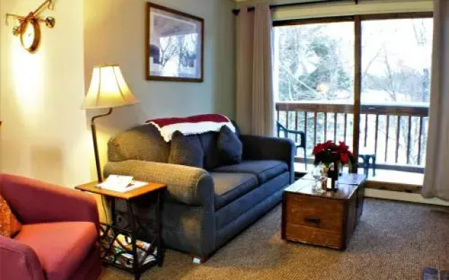 Whiffletree Condo Unit E4 by RedAwning