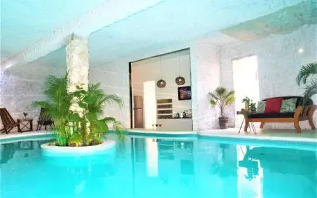 Mayan Majesty Boutique Hotel