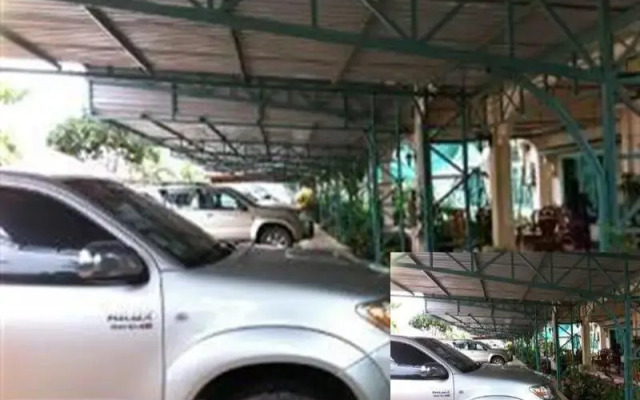 Dokchampa Hotel