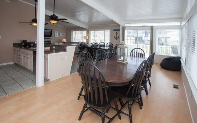 Cuddlefish - 5 Br Home