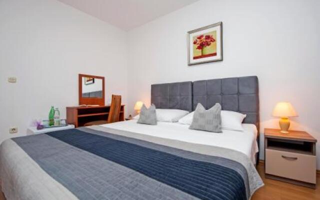Rooms Ladonja