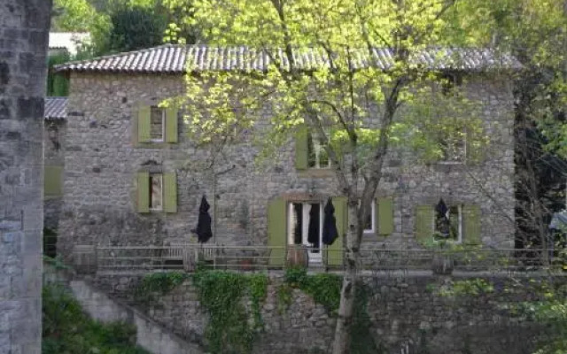 Maison Sous Le Pont