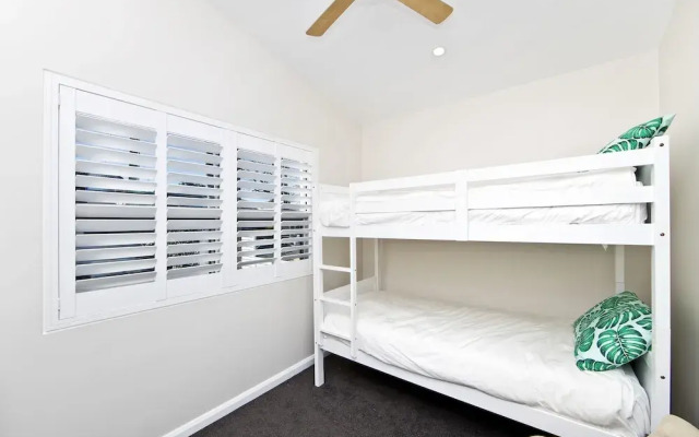 Hampton's Coastline Retreat