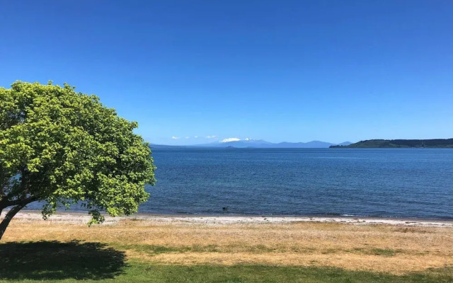 One Ten Lake Terrace Taupo