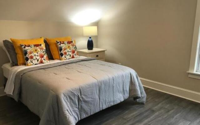 99 Steps - 3 Br Home