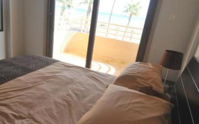 Ithaki Phinikoudes Apartment No. 201