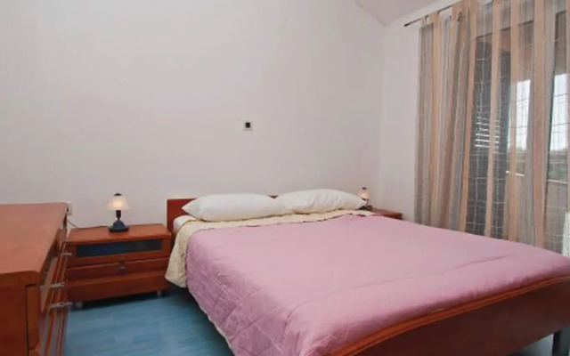 Holiday Home Dori (LBN394)