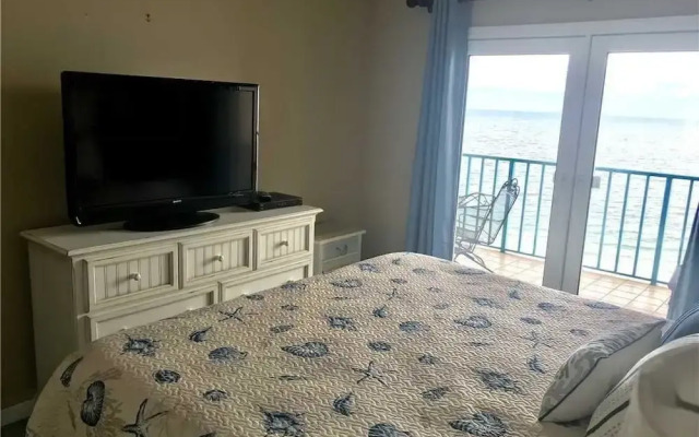 Surf Side Shores 1904 - 2 Br Condo