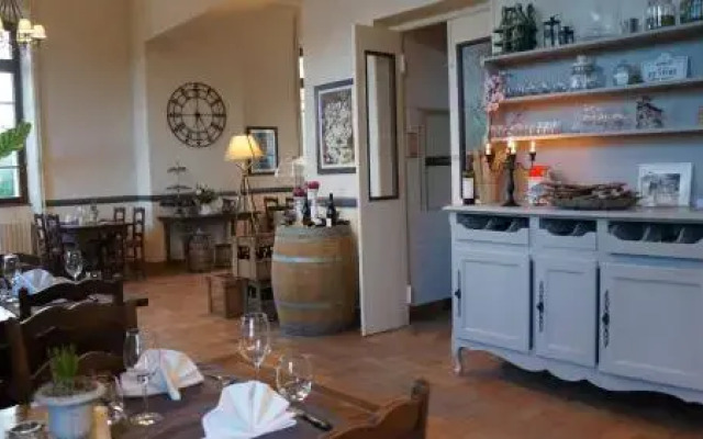 Hotel Savel