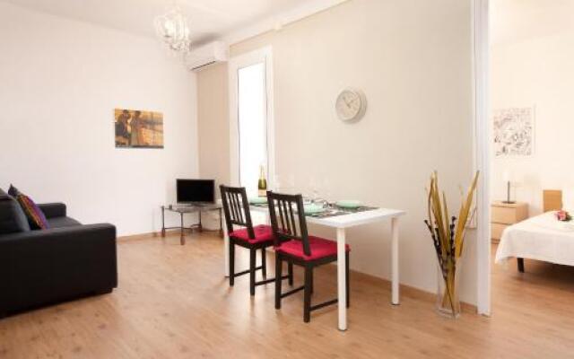 Centric Apartment El Molino Theater p1