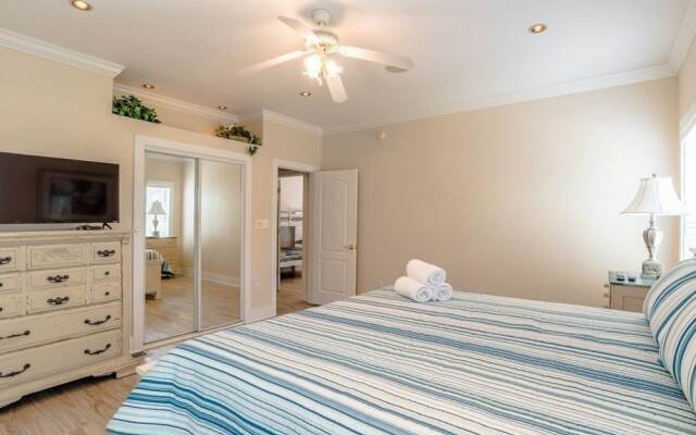 One Sea 1C - 2 Br Condo