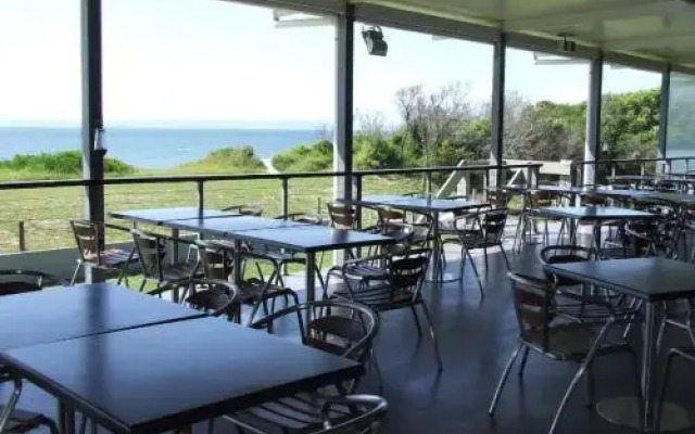 Stunning surfside apartment - Boyd St, Woorim