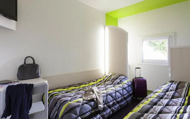 hotelF1 Versailles Maurepas