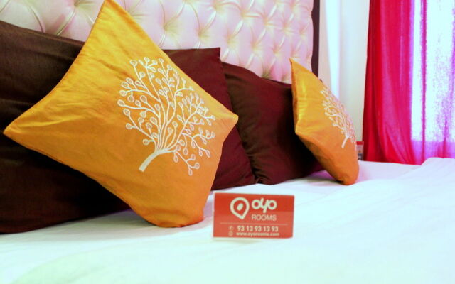 OYO 1045 Hotel Ashirward