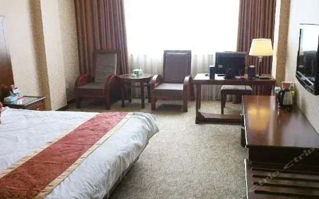 Kunlun Leju Business Hotel (Nanyang Xinchen Road)