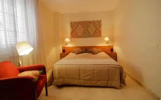 Lightbooking - Feeling home Telde