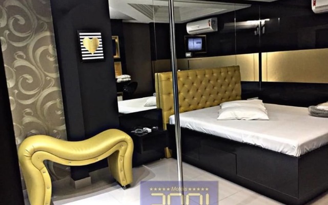 Motel 2001 - Adults Only