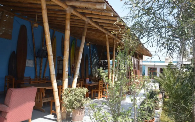 Luisfer Surf Camp