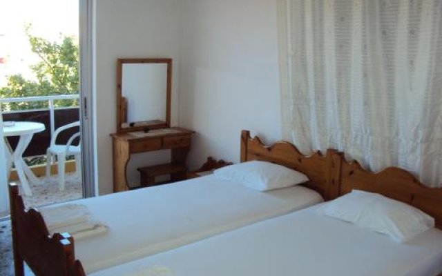 Maria Pantermou Rooms