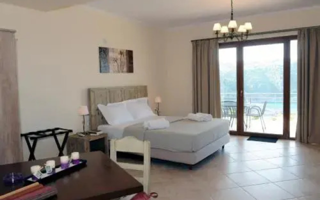 Αlissachne Suites