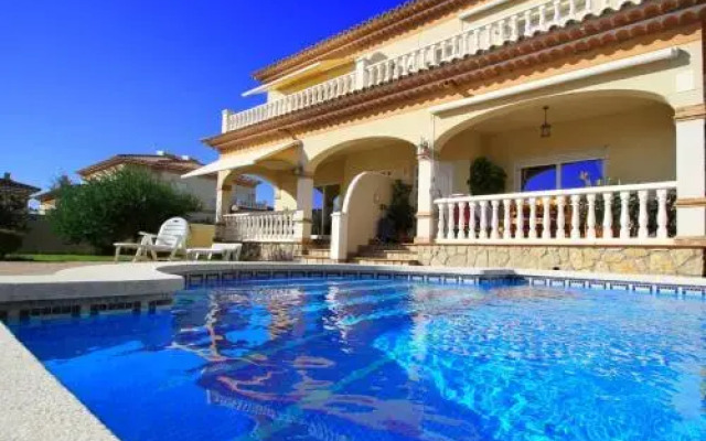 Holiday Home Fortuny 1