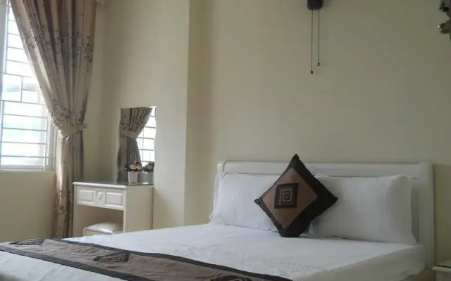 Phu Nhuan Hotel New