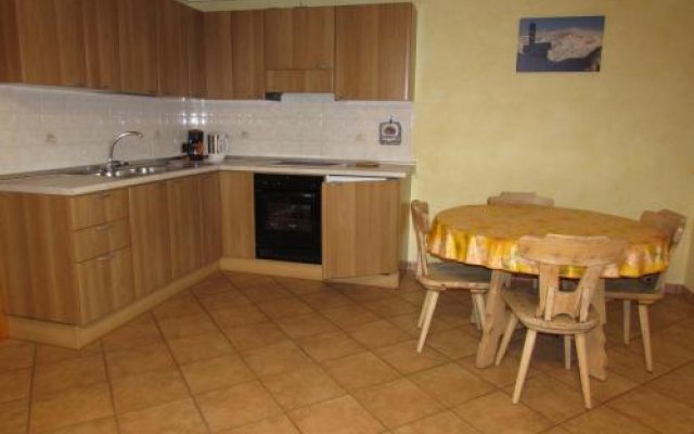 Chalet Nano