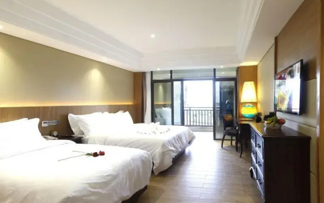 Huangma Holiday Island Style Hotel