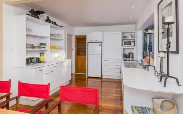 Bayswater Holiday Home