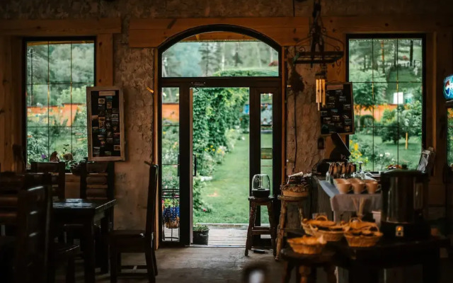 Peony Garden Guest House