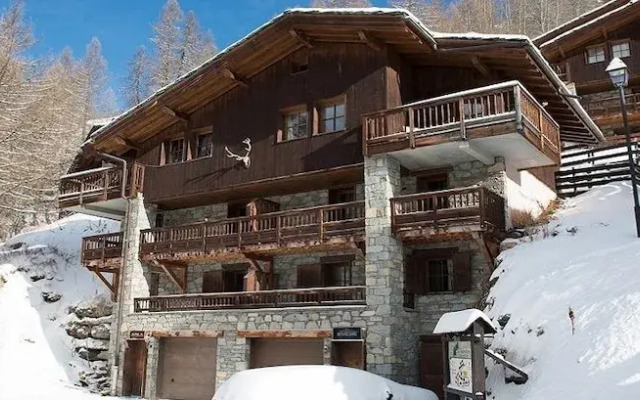 Chalet Cœur des Brévières by Chalet Chardons