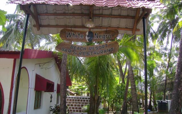 White Negro Beach Resort