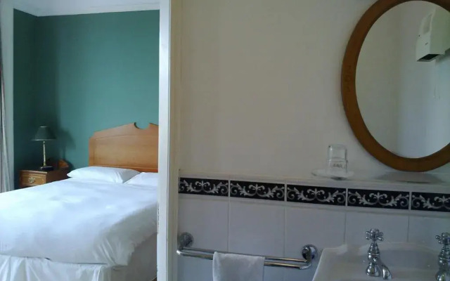 Linden Hall B&B