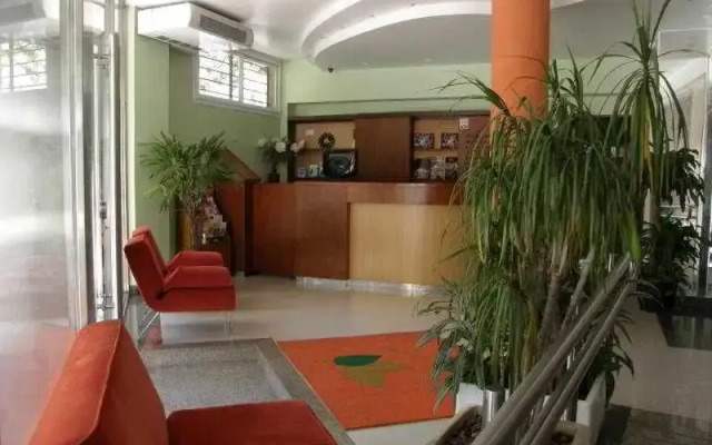 Olmo Dorado Apart Hotel