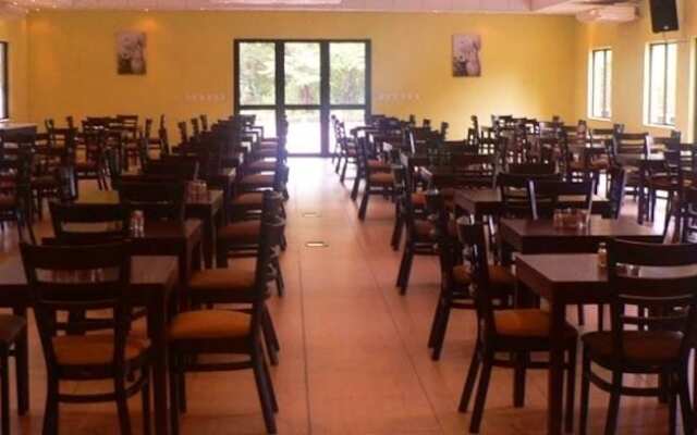 Karibu Leisure Resort