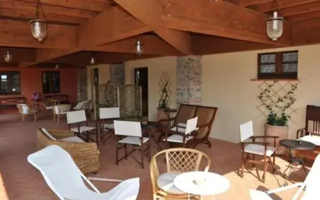 Tenuta Poggetti E Santa Laura