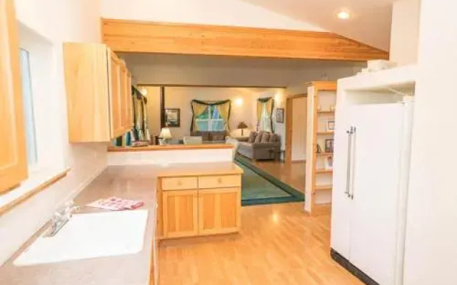 High Avenue Home 390