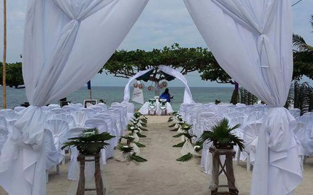 Aglicay Beach Resort