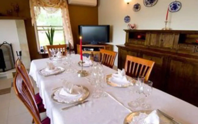 Villa Cavour Bed & Breakfast