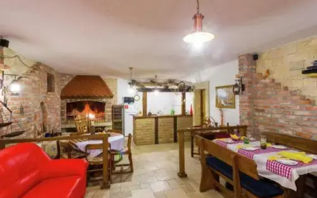 Villa Jucinovi Dvori