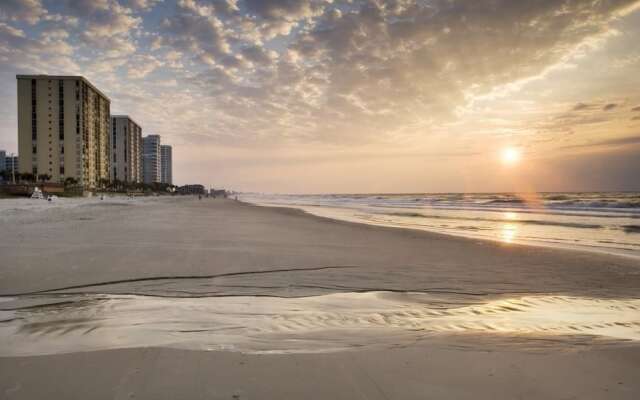 2035-1 Ellington, Downstairs