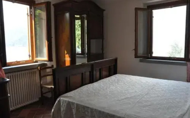 IseoLakeRental - La Stallina - Monte Isola