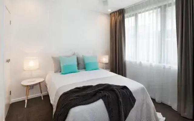 Lakes Edge Apartments