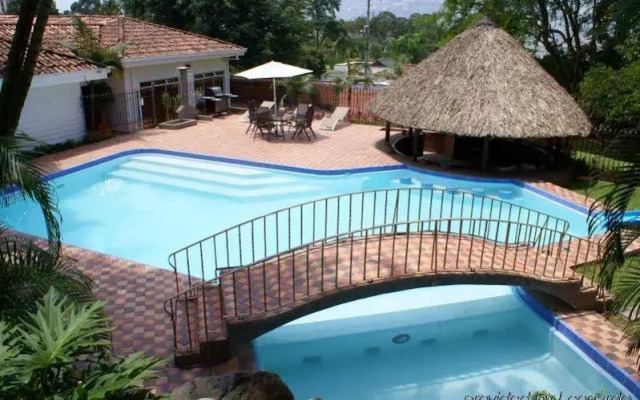 Hotel Medellín La Casa